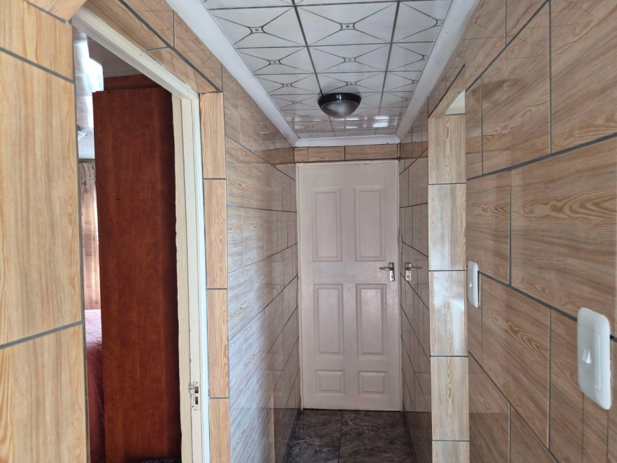 2 Bedroom Property for Sale in Kwazakhele Eastern Cape